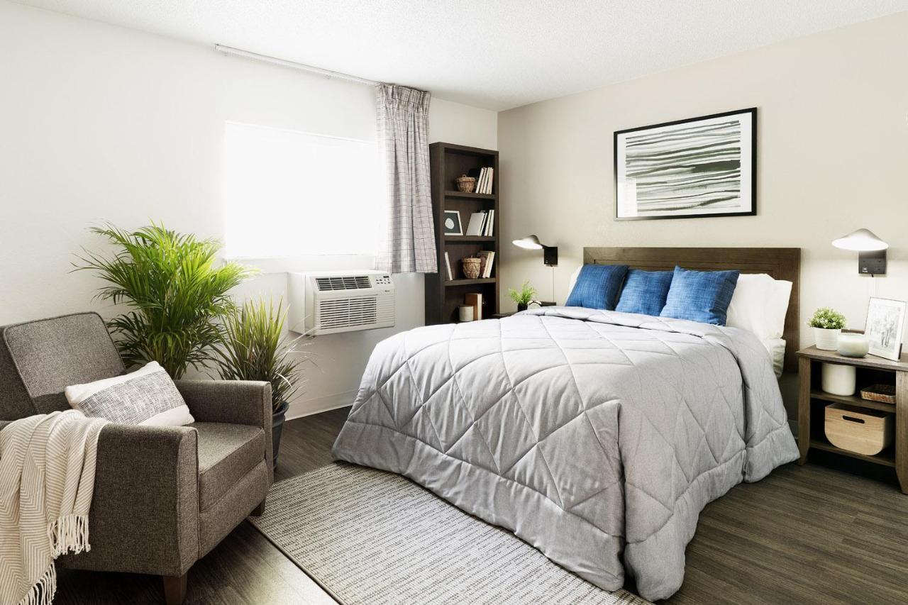 Intown Suites Extended Stay Raleigh Nc- Capital Blvd Экстерьер фото