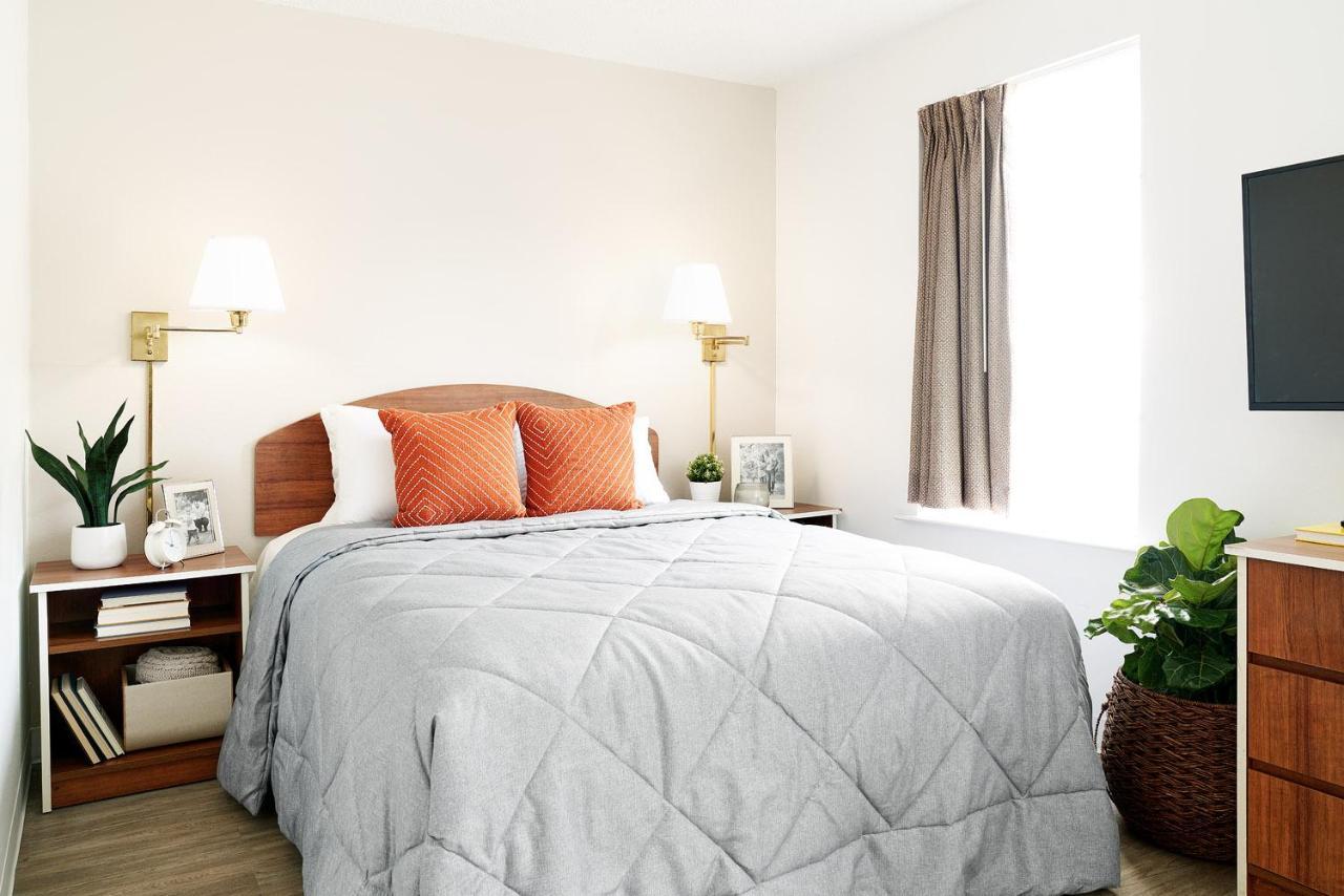 Intown Suites Extended Stay Raleigh Nc- Capital Blvd Экстерьер фото